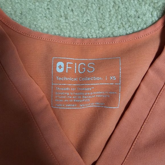 Figs Scrubs - Picture 2 of 3